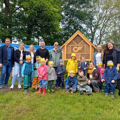 Einweihung des Wildbienenhotels