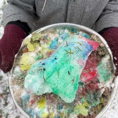 Farbenspiel im Schnee